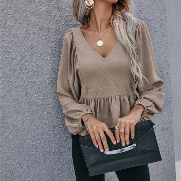 Boho lantern sleeve ruffle hem blouse khaki - Picture 2 of 14